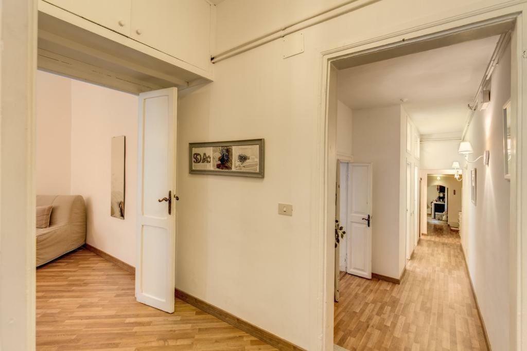 Navona Flat Di Elena & Paola Apartment โรม ภายนอก รูปภาพ